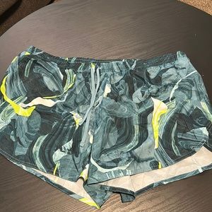 Running shorts